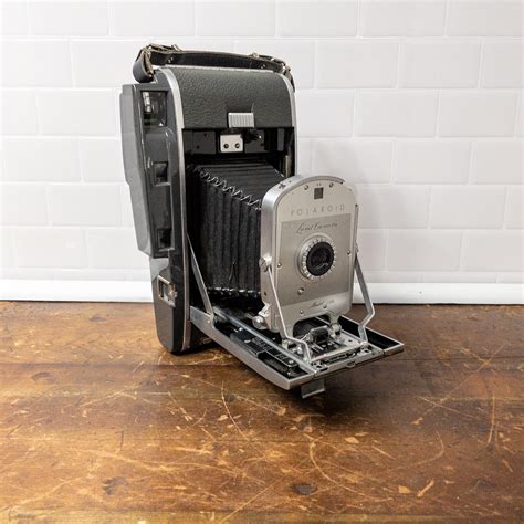 Polaroid Model 150 Land Camera With Manual Heritage Outfitters