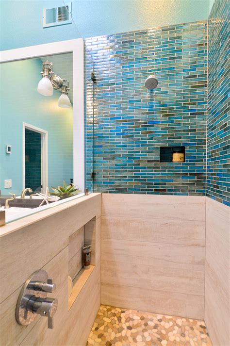 As any homeowner knows, remodeling a home can be both very exciting and very nerve racking. Signature Designs Kitchen Bath | House of Turquoise