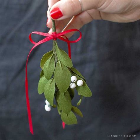 Diy Crepe Paper Mistletoe To Hang In Your Home Paper Christmas