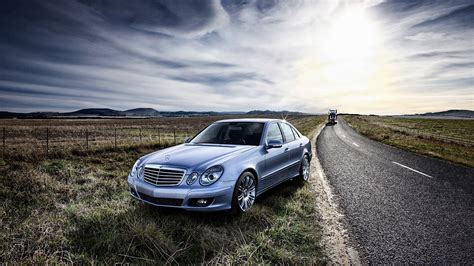 Download Vehicle Mercedes Benz E Class Hd Wallpaper