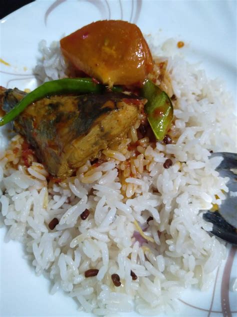 Masukkan ke dalam periuk noxxa dan masukkan air atas paras beras sikit. namakucella: NASI DAGANG BERAS PULUT + BERAS BIASA - HARI ...