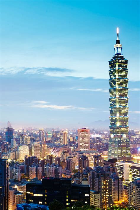 Taipei 101 Dominates The Twilight View From Elephant Mountain In The