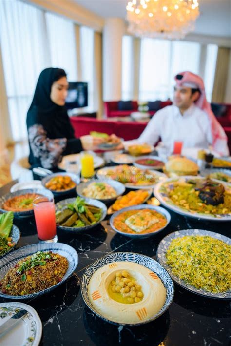 Arab Man White Woman Hungry Woman Gets Food Telegraph