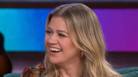 Kelly Clarkson Shows Off Incredible Figure In See Through Top After Drastic Weight Loss As She