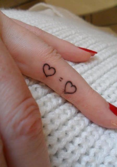 40 Best Heart Tattoo Ideas Sortrature Tatuaje De Dos Corazones