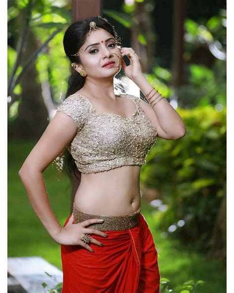 South actress in saree and blouse. Pin on Navel exposed