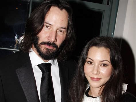 Keanu reeves is currently dating longtime pal alexandra grant, but he has also been linked to many other known names over the years — details. ﻿All You Need To Know About Jennifer Syme | Tech5hop.com