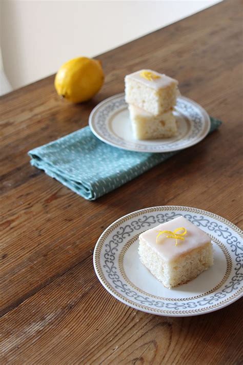 Maybe you would like to learn more about one of these? Veganer Zitronenkuchen | Rezept | Zitronen kuchen, Veganer ...