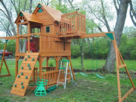 Backyard Fort Plans 16 Free Backyard Playhouse Plans For Kids You