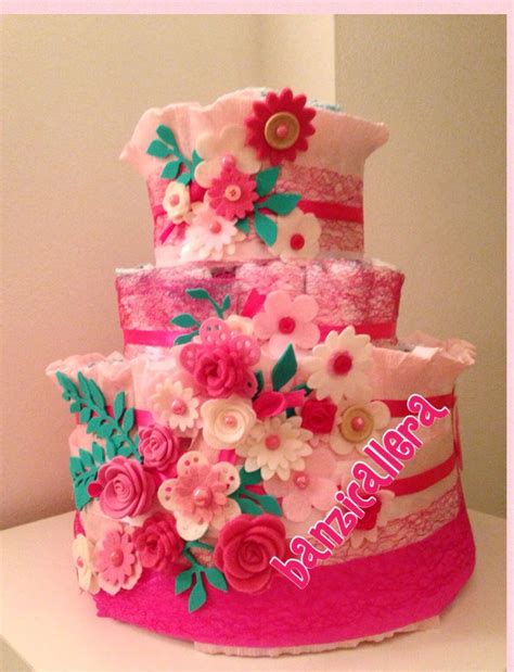 Qui sono tutte e due vicine: Torta di pannolini per bimba - Bambini - Nascita - di ...