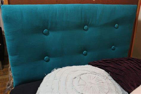 Diy Tufted Headboard You Can Make This Project With Less Than 20