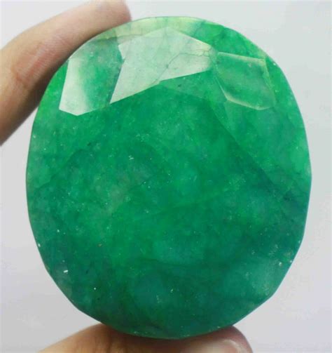 Huge Natural Emerald Gemstone Oval Cut And Facetted Artifacts World