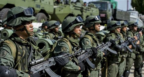 El Irresistible Retorno De Los Militares En América Latina