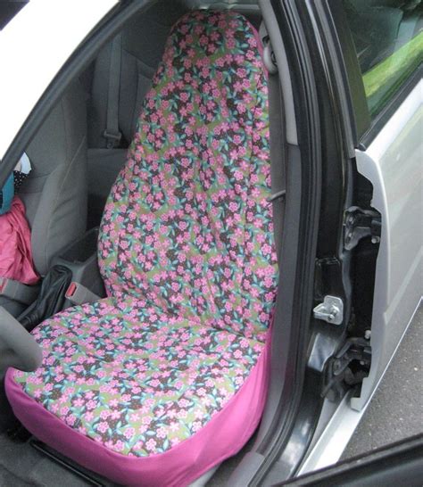 Comes with a bonus silicone dash mat in black. Car Seat Covers!