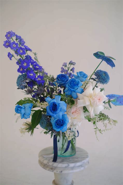 Classic Blue Vase Baleton Flowerchef