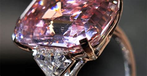 Rare Pink Diamond Fetches Record 46m At Auction Cbs News