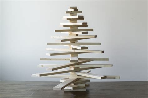 DIY Wooden Christmas Tree: How To Make A Wooden Christmas Tree | Dunn DIY