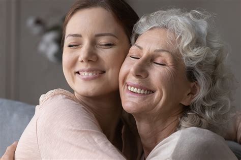 Meaningful Ways To Stay Connected To Your Elderly Loved One Terrabella