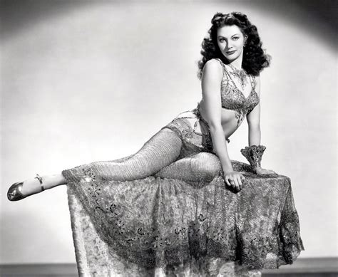 Hot Yvonne De Carlo Topless And Sexy Retro Photos On Thothub
