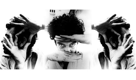 Glauber rocha em 'cinema novo' improvisiert und zielbewusst,joaquim pedro de andrade, 1967. Retrospectiva Glauber Rocha na Cinemateca Brasileira ...