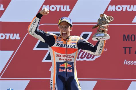 Pedro acosta, nepa and rossi crash moto3 tt assen 2021 fp3. 2018 MotoGP - Round 8 - TT Circuit Assen | RK EUROPE