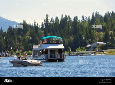 Tourist Enjoying Summer At The Houseboat Shuswap Lake British