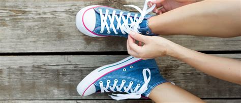How To Tie Shoelaces The Beginner Friendly Guide Wynsors