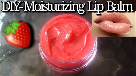Diy Strawberry Lip Balm Moisturizing Lip Balm For Soft Lips🍓🍓💋💄 500subs Youtube