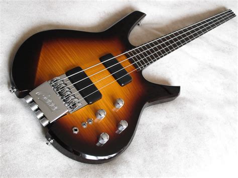 If you're a beginner, you'll love an option like the yamaha rbx170 bass or the epiphone thunderbird iv bass. Flat Eric's Bass & Guitar Collection: Gordy Headless Bass
