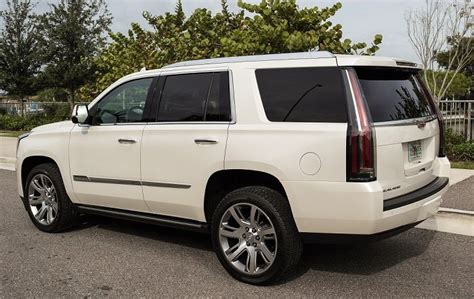 Driven: 2015 Cadillac Escalade 4WD - Speed:Sport:Life