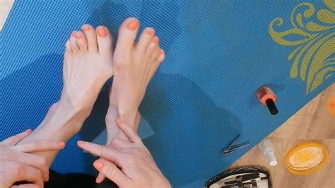 Sexy Mature Feet With Lovely Huge Bunions Free HD Porn XHamster