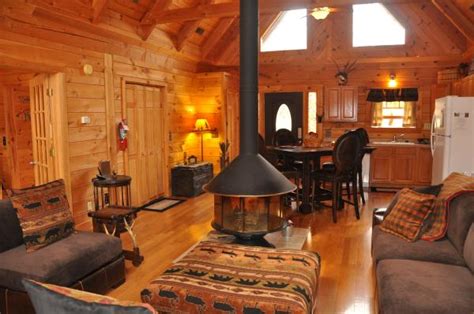 Maybe you would like to learn more about one of these? Amazing Branson Log Cabins - Branson, Missouri