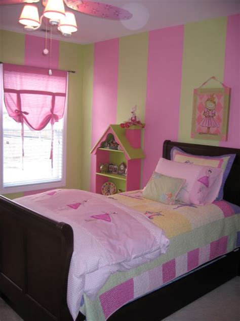 With so many color schemes for bedrooms to choose from, you may have a hard time deciding what bedroom colors work best for you. Big stripes, no white? | Girls bedroom paint, Girls ...