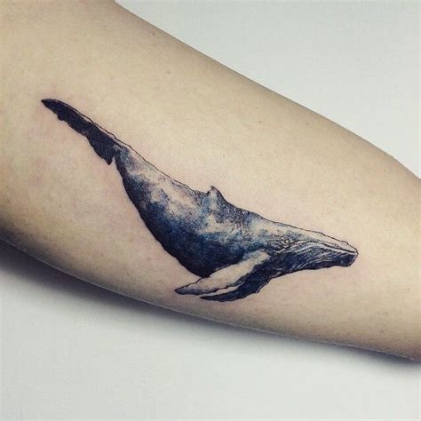 Package includes 2 tattoos premium temporary tattoos printed with vegetable inks. whale tattoo - Hledat Googlem | Tatouage, Tatoo, Idées de ...