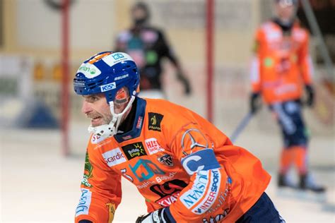 Efter matchen uttrycker nu ibrahimovic, som är delägare i bajen, sin glädje. Bollnäs Bandy | Svenska cupen BGIF-Hammarby