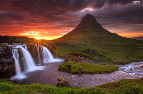 Kirkjufell Mountain Iceland Great Sunsets Clouds River