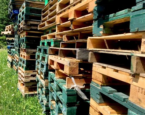 Block And Stringer Pallets What Makes Them Different Natures Packaging
