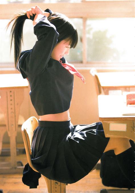 Kawaii Japanese School Girl Uniform Seifuku 日本の女子学生、日本