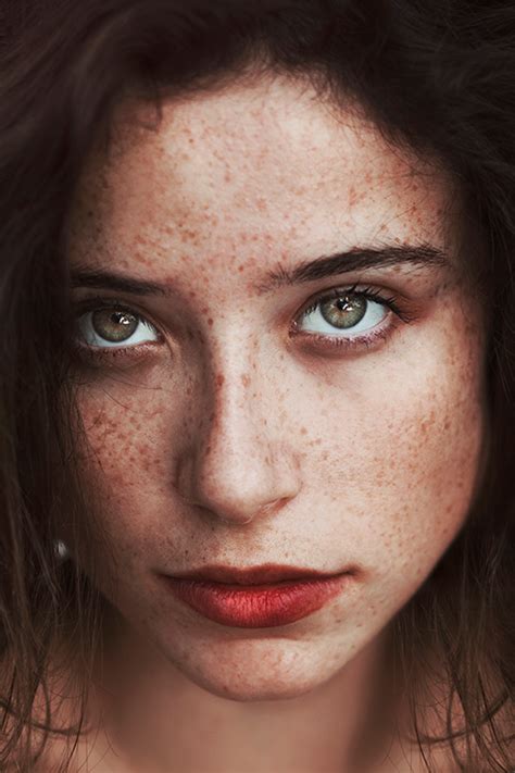 Pin By Paul Sullivan On Jovana Rikalo Photography Girl With Green Eyes Freckles Girl