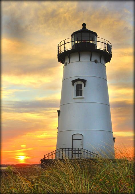 Edgartown Lighthouse At Sunset Lighthouse Pictures Lighthouse Photos