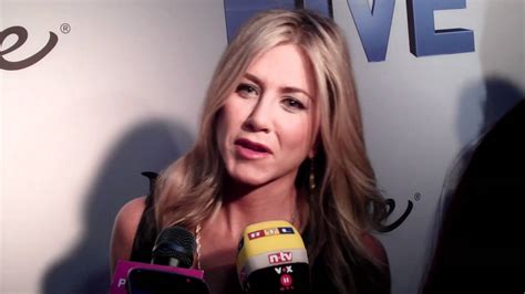 Jennifer Aniston At The Premiere Of Her Lifetime Movie Five In Nyc