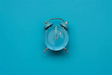 Break Time Clock Stock Photos Pictures And Royalty Free Images Istock