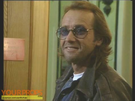 Commissaire moulin est une série télévisée française en 19 épisodes de 90 minutes, créée par paul andréota et claude boissol, diffusée du 4 août 1976 au 14 octobre 1982 sur tf1. Commissaire Moulin Commissioner Moulin sunglasses original ...