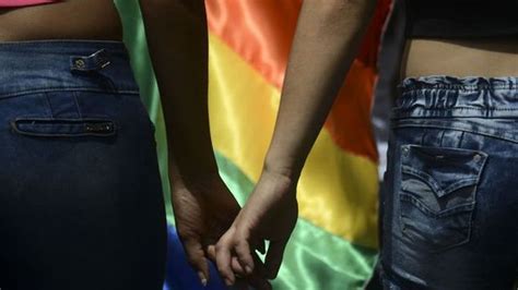 encuesta reveló la realidad de las lesbianas en chile