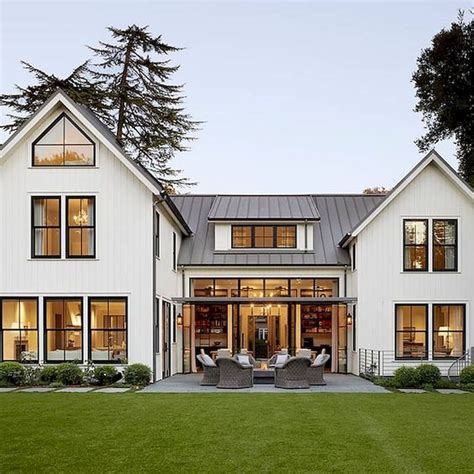 Awesome 45 Top Modern Farmhouse Exterior Design More At