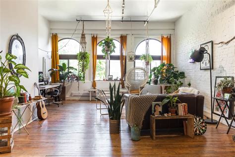 Boho chic furniture decor ideas the recipe for the perfect boho style is a pinch of indie and a dash of gypsy followed by a sprinkling of free spirited nature and topped with lots of. 25 Design Tips to Help Embrace Your Inner Boho | Apartment ...