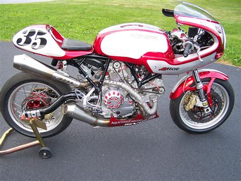Discover all the ducati motorcycle models. Few fine air-cooled ducati racers - LWT RACER