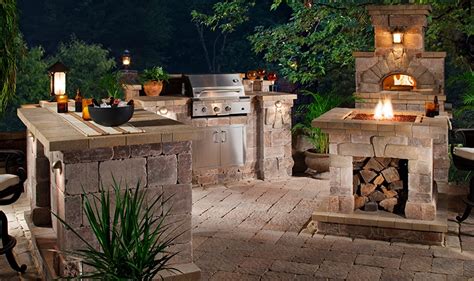 Outdoor Fireplace Kits And Outdoor Kitchens Belgard