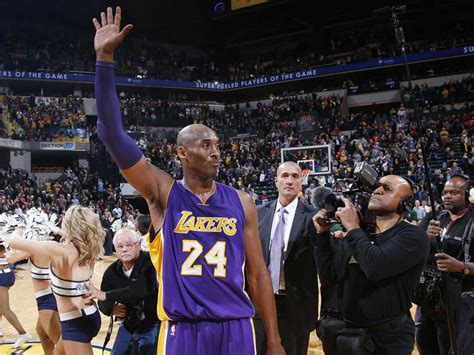 Kobe Bryants Induction To Basketball Hall Of Fame Delayed Possibly To