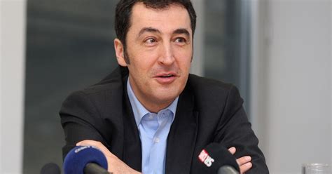 Bundestagsabgeordneter für stuttgart i „ich stehe hier auch als sohn einer muslimischen familie. Cem Özdemir: Schwäbisch als Muttersprache | BUNTE.de
